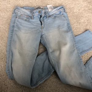 Hollister skinny jeans